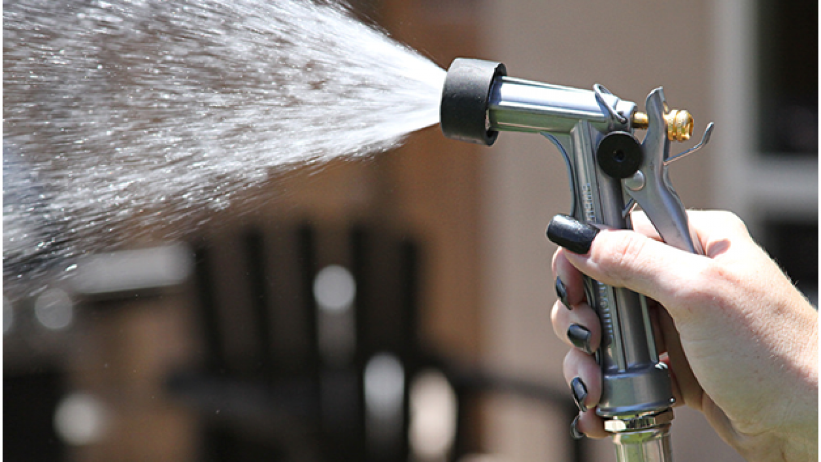 Pros and cons of rubber and silicone hoses Healthy Flat