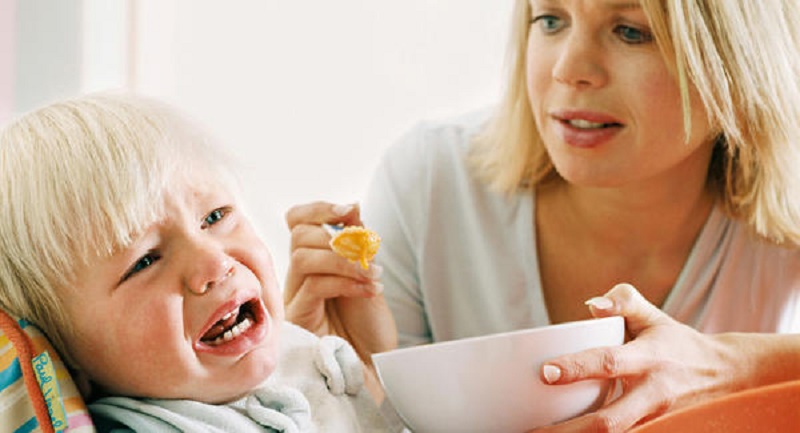 Does your 2 year old baby not eating? Follow these 5 tips