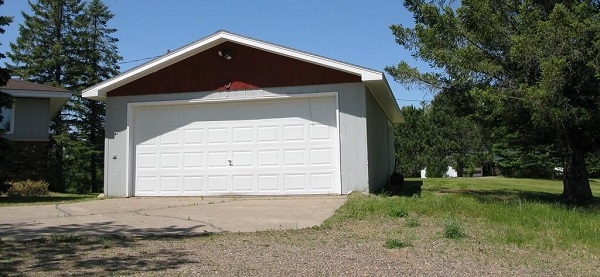 Does A Garage Need Gutters?