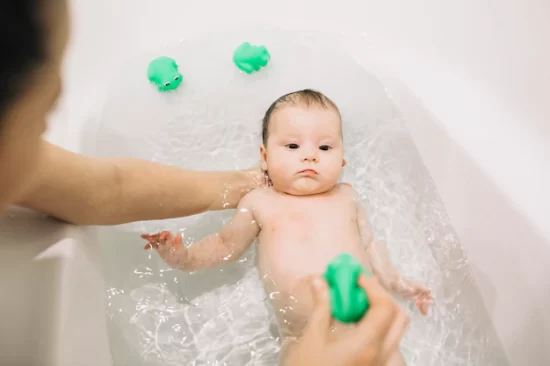 How To Clean A Baby Bathtub Without Leaving Anything Behind