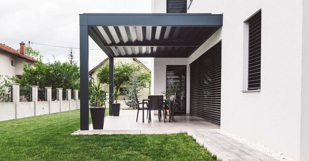 How to Make Aluminum Awnings Look Better?