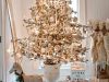 Gold and White Christmas Decor: Elegant Holiday Accents