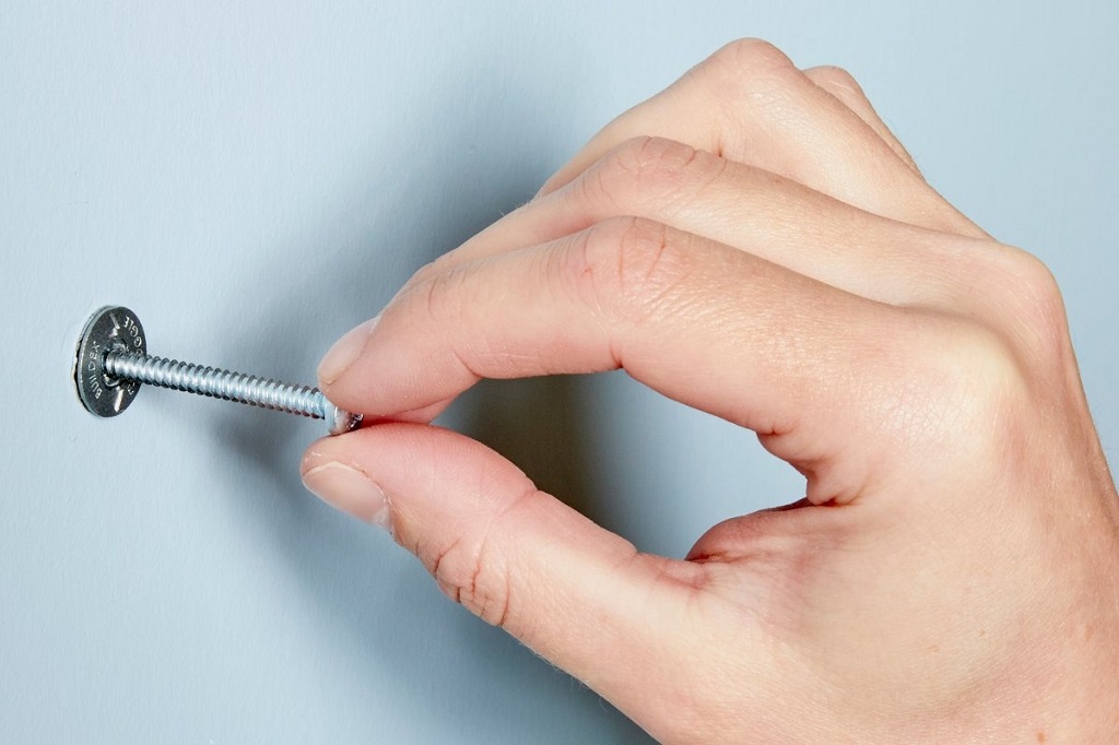 How to Get Wall Plugs Out Without Damaging Your Wall (Quick & Easy DIY Trick!)