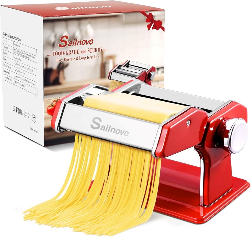 Sailnovo 2-in-1 pasta machine making fresh pasta at home